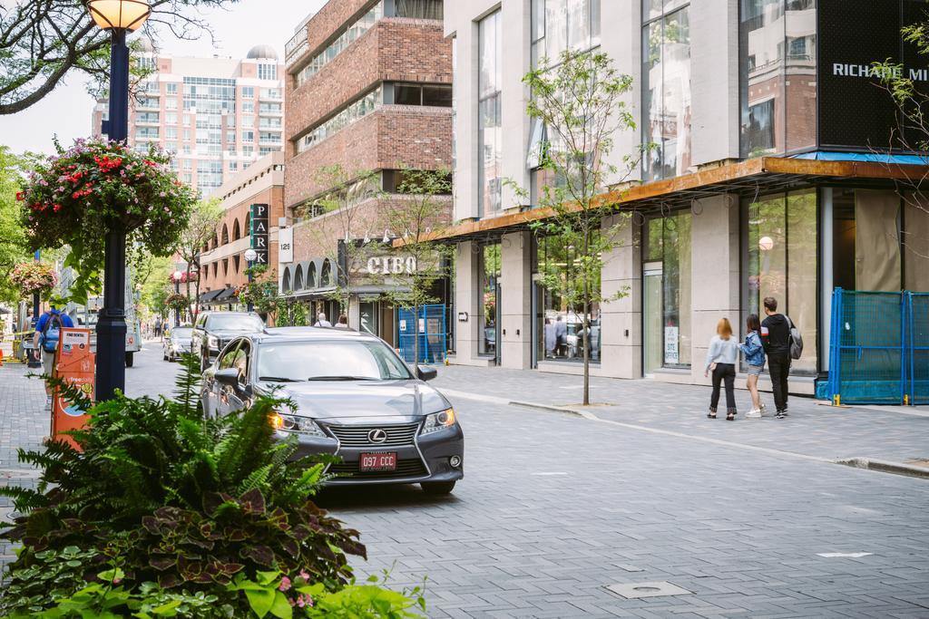 Luxury In Yorkville Toronto Eksteriør billede