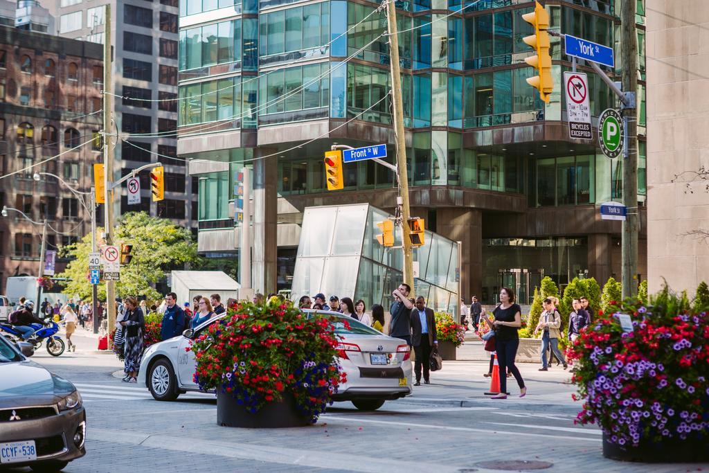 Luxury In Yorkville Toronto Eksteriør billede
